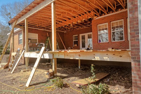 Deck Removal Service in Staten Island